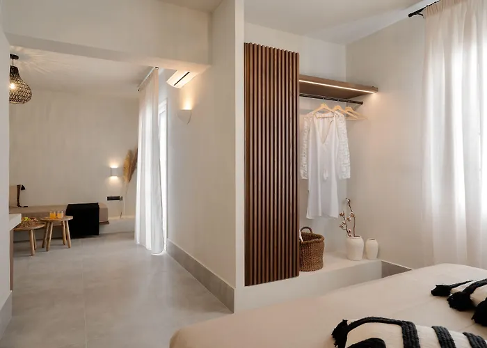 Polis Of Naxos Stylish 4* Naxos City