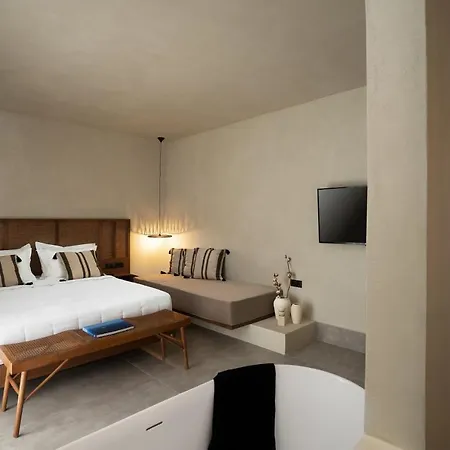 Polis Of Naxos Stylish Apartahotel