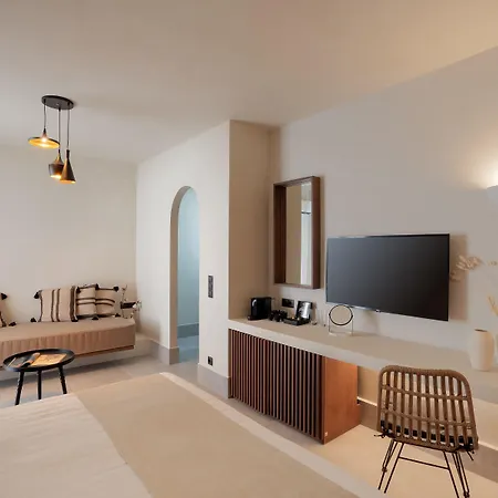 Polis Of Naxos Stylish Apartahotel Naxos City