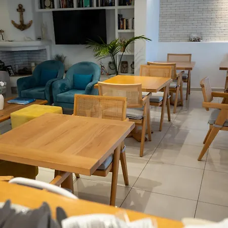 Polis Of Naxos Stylish Apartahotel